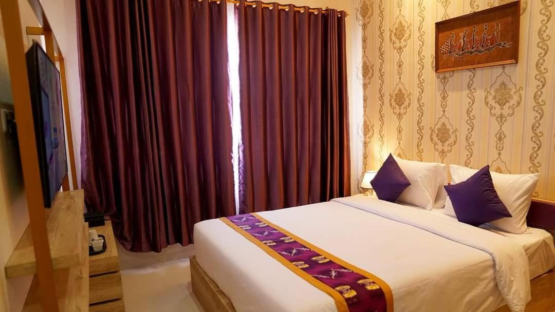 Elohim Hotel Sentani Jayapura Exterior foto